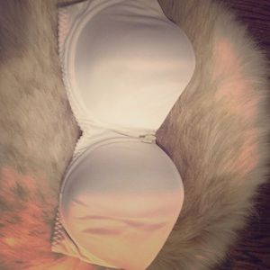 Fredericks 36 D Strapless White Bra